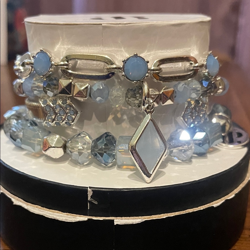 New in Box Bomb Party Bracelet Stack “Follow Your Arrow” RBP7224